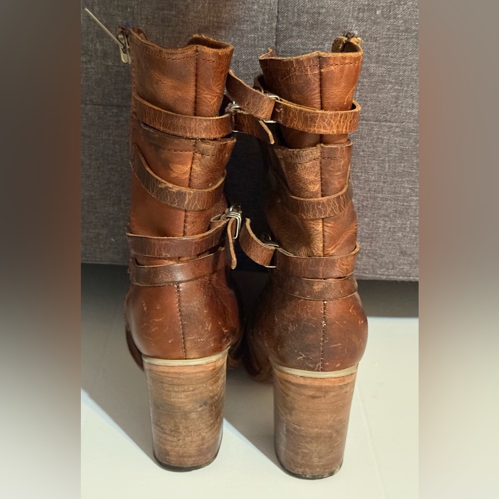 Freebird by Steven Baker Brown Heeled Boots - Picture 5 of 6